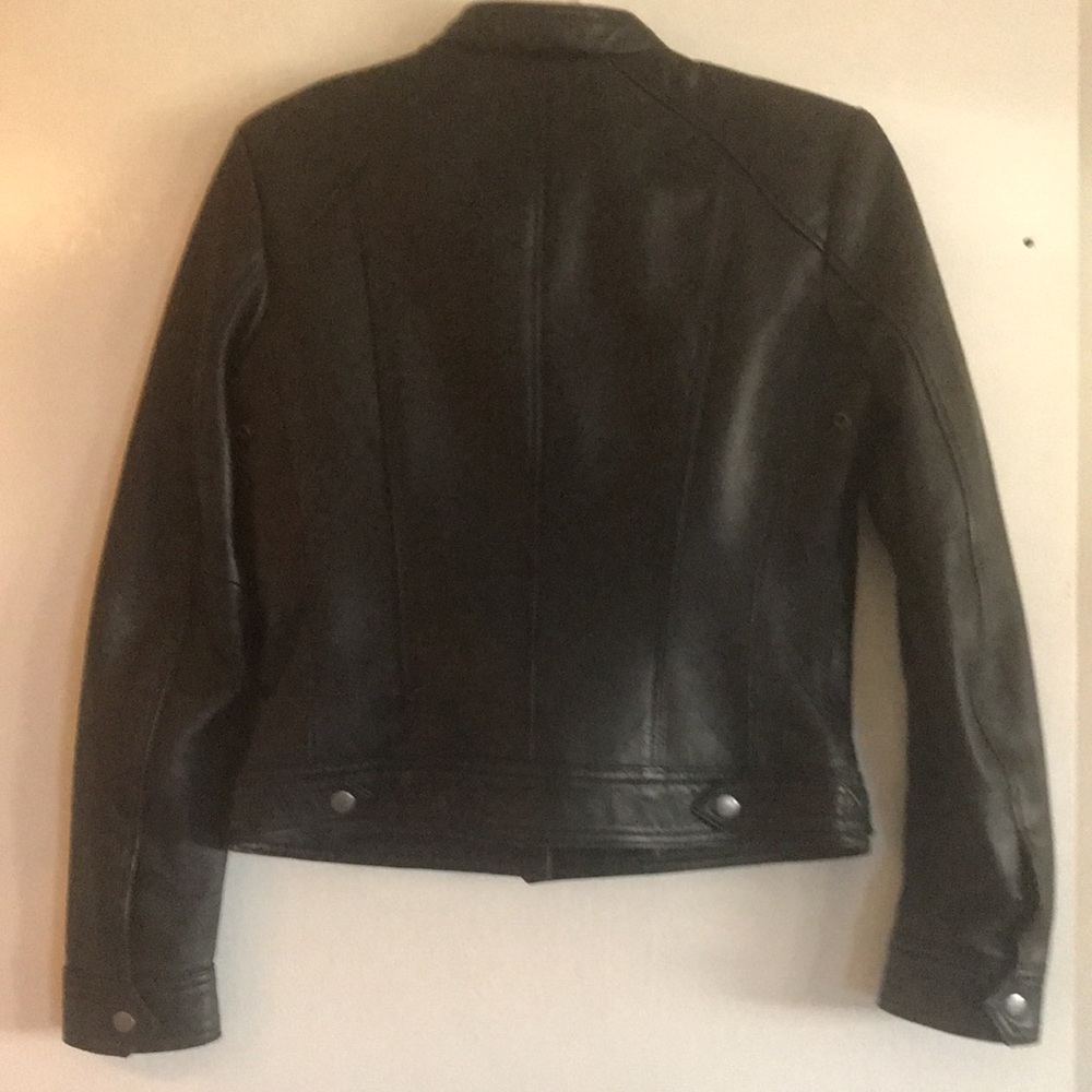 Leather jacket - Picture 2 of 8